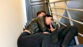 The couple fucked on the stairs of their department, it was a hot night