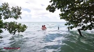 A hot chick is having sensual sex right in the ocean, it’s amazing!