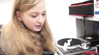 The girl was fucked at the fake casting for DudCast, a channel known for its deceptive recruitment tactics