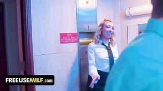 Hot bathroom attendant's special treatment for club-goers in HD