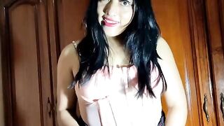 I fuck my neighbor, a crazy TikTok addict with an incredible big ass
