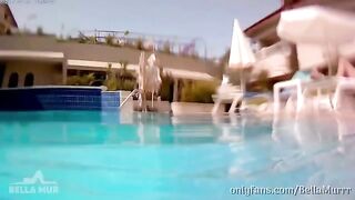 A girl gave her ass to a stranger on vacation