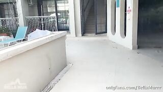 A girl gave her ass to a stranger on vacation