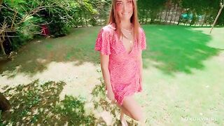 Pick up a humble girl and have fun together outdoors