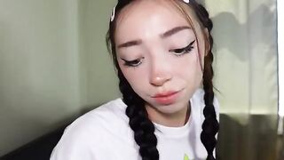 Stepsister twerks on a cock before parents come home in a steamy scene