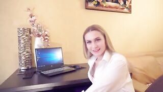A hot woman fucks with her boss to get promoted
