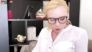 A secretary gets fucked by her boss in different poses and finishes with a cumshot
