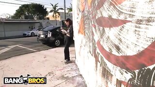 Rocker guy bangs curvy brunette Roxxii Blair in his van, a wild Bang Bus ride