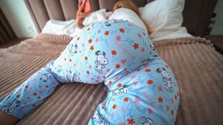 The stepdaughter seduced the stepdad through an open door