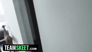 Curvy stepsister with a big ass, Daisy Stone, gets fucked from behind