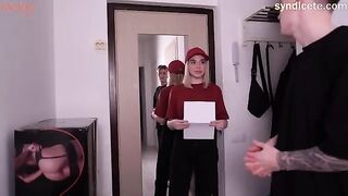 A cutie posed as a delivery girl to seduce random strangers