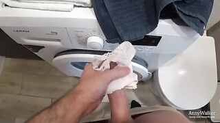 The stepsister with a big ass was rewarded with sperm on Christmas