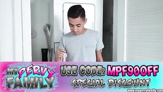 Stepsis wants her bro to stop cleaning so they can fuck