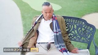 Ebony Mystique gets horny seeing Chong's dick in the park