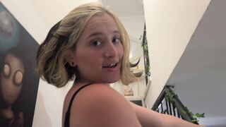 The woman preferred to receive a cock rather than money