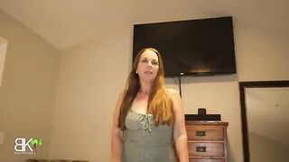 My stepmom is a hot MILF with a stunning big ass, and I couldn’t resist!