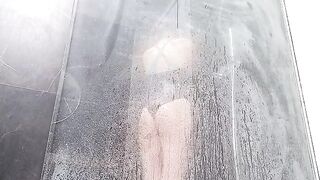 Finger-fucking in the shower ends with a squirting orgasm