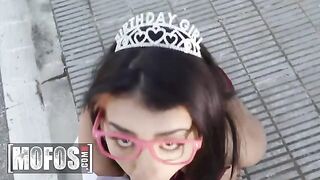 Jordi El Nino Polla surprises Kitty Love with a birthday gift on the street