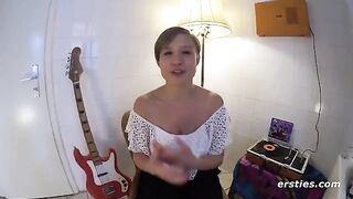 Four beauties are having a steamy lesbian 4way with incredible squirts