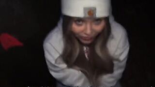 Skateboarder girl got fucked by strangers in a steamy scene