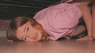 A stepsister is stuck in a difficult situation, seeking help