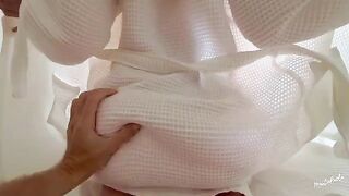 I shake my juicy ass for my stepbrother, he can’t resist my pussy!