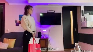 A student had to pay his rent in a special way with his anal virginity