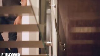 Lauren, an anal-obsessed housewife, gets her taste of BBC in a steamy MILFY scene