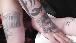 First MFM threesome with HOTMESSJESSXXX and Mr.BWC, a steamy homemade scene