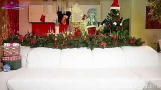 Christmas joy with sweet Sia Siberia in solo action