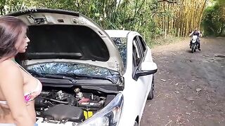Stranger helped me when my car broke down, I thanked him with sex
