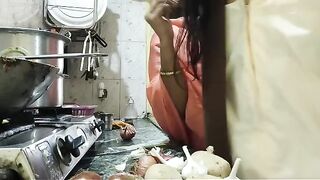 Two guys fucked their hot stepmom, Mumbai Ashu, in a steamy threesome