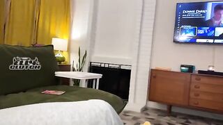 Savvy Suxx surprises date with a roommate threesome