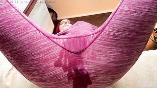 A nice woman, Lina Moore, has sex with her ass, showcasing her talent
