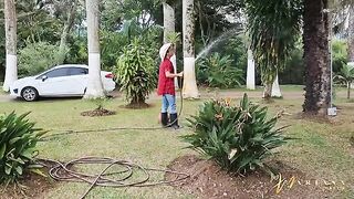 Hot threesome with friends and the gardener on a table