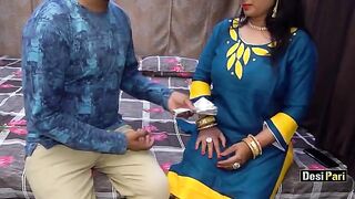 Indian Aunty Desi Pari gets banged for money with clear Hindi audio