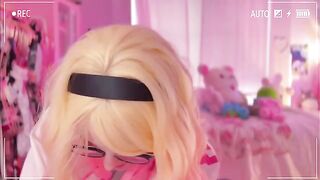 SpiderGwen squeezed my cock before giving me a blowjob