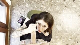 A gamer girl, inspired by the passionate Emma Fiore, makes a blowjob