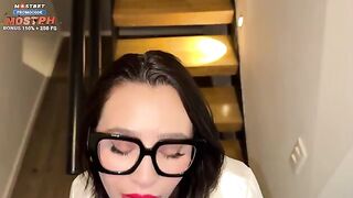 Annoying the lazy secretary with sex in the office, a bold move indeed