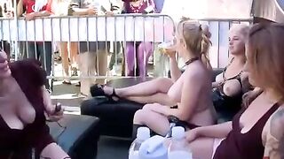 A couple has sex right on the street and a roof above