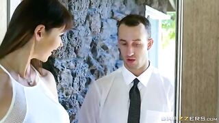 A noble man fucks a beautiful woman with big tits