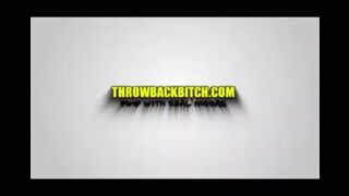 A fat black woman shows her ass to the camera and twerks it