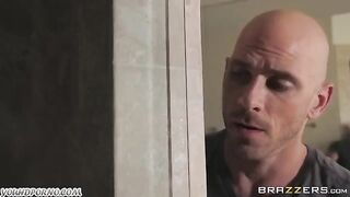 The girl was roughly fucked in the bedroom by Johnny Sins
