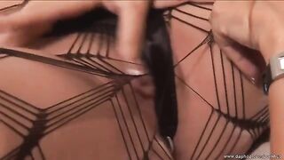 Old and young lesbian sex with pussy licking