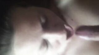 A blowjob session to warm up the house with homemade flair
