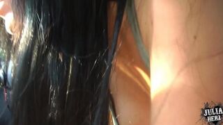 The pretty woman has sex with her boyfriend in his car