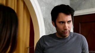 A pleasant massage is a guarantee for a good fuck with a brunette