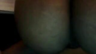 Girl showed her ass in the chat to all users