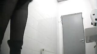 A hidden chamber in a parachute is not the most reliable place to masturbate