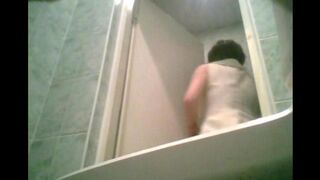 Camera in the toilet, a secret visit from a graduate - Eporn